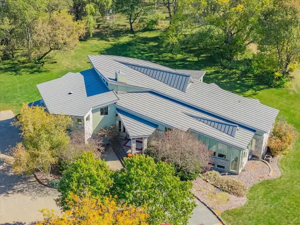 Sun Prairie, WI 53590,1237 Marcella CT