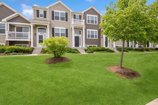 1042 Piccolo LN, Volo, IL 60073