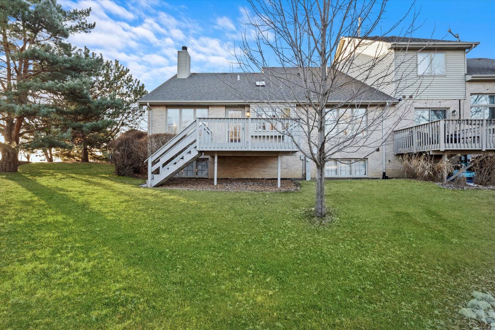 Tinley Park, IL 60477,16639 Wexford CT