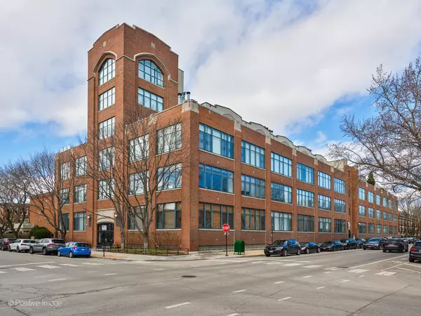 Chicago, IL 60614,2600 N Southport AVE #317