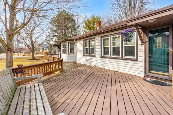 Wauconda, IL 60084,715 Northshore DR