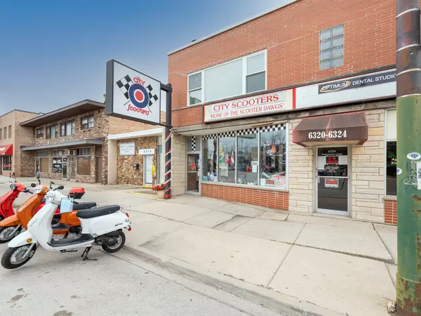 Chicago, IL 60646,6324 N Milwaukee AVE