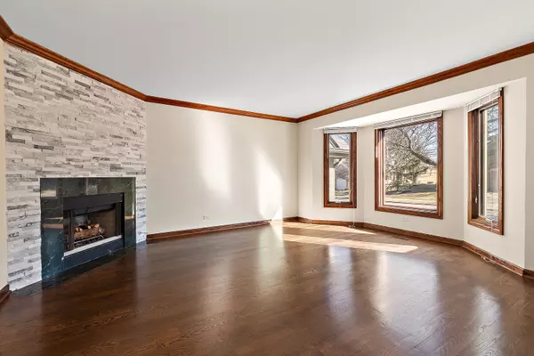 Orland Park, IL 60462,10546 Golf RD