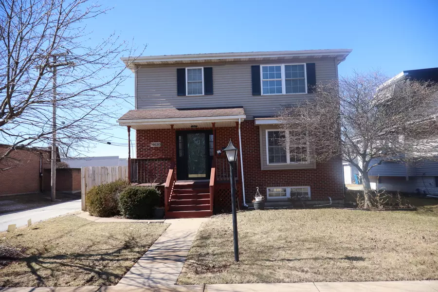 14630 S KOLMAR AVE, Midlothian, IL 60445