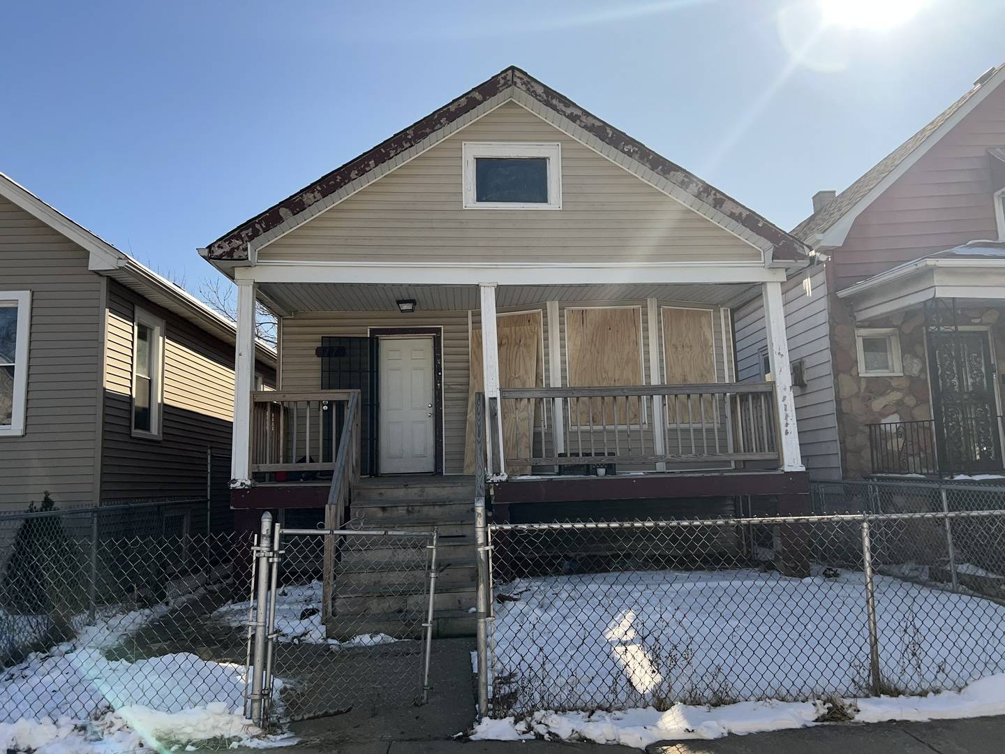 17 E 100th PL, Chicago, IL 60628