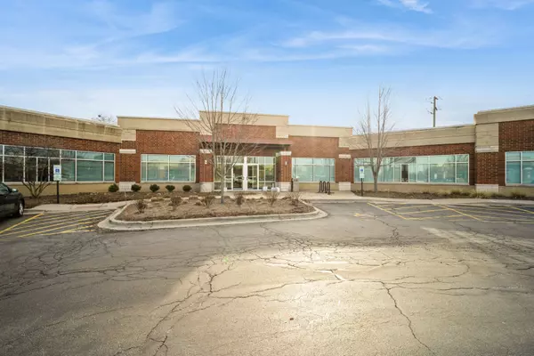 800 E Woodfield RD #115-116, Schaumburg, IL 60173