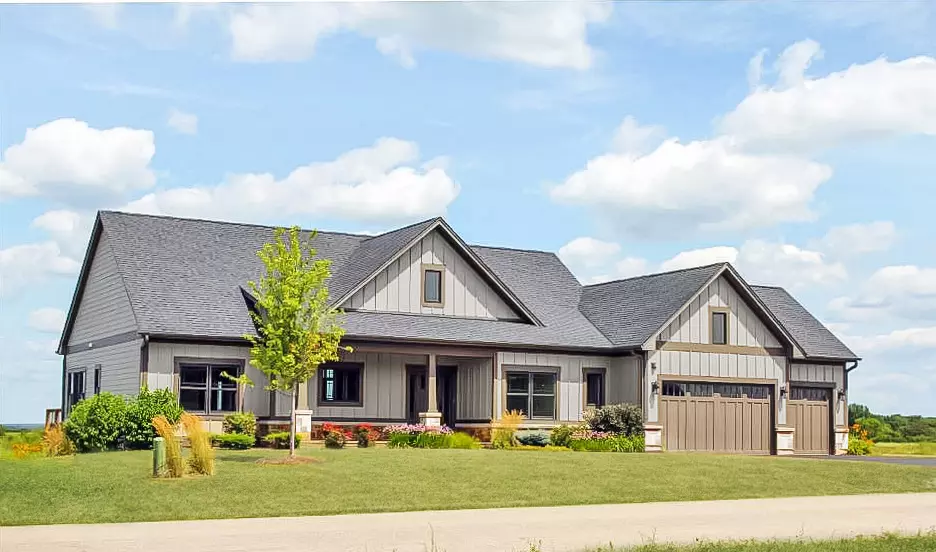 9907 Henning DR, Huntley, IL 60142