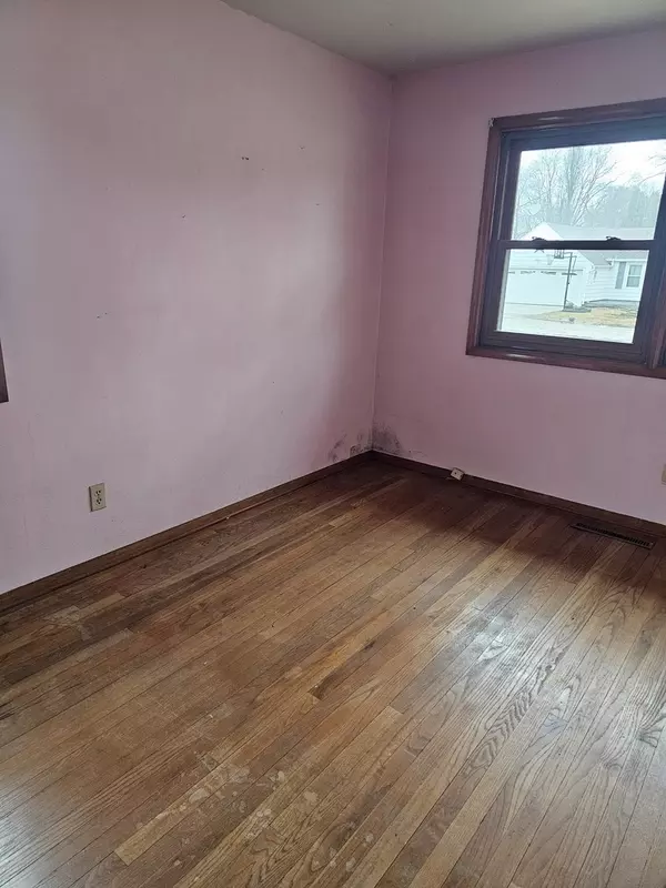 Sterling, IL 61081,1407 Howard ST