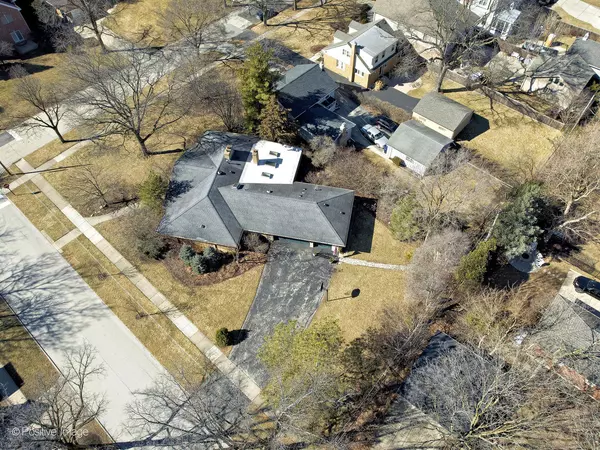 Western Springs, IL 60558,4841 Central AVE