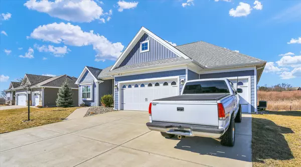 Mahomet, IL 61853,1809 Whisper Meadow LN