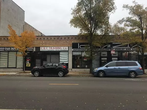 4525 N Clark ST, Chicago, IL 60640