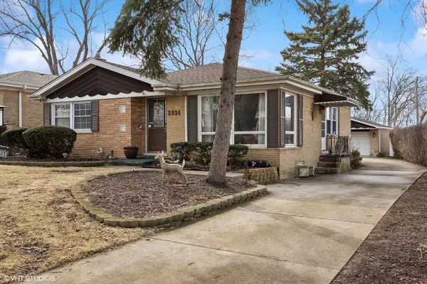3834 Hampton AVE, Western Springs, IL 60558