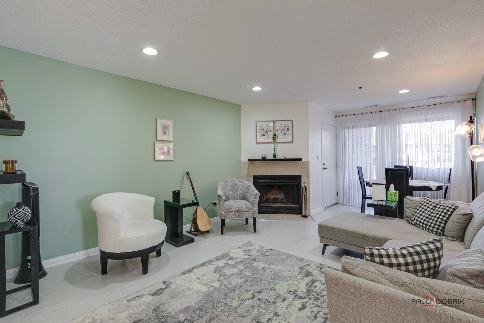 Buffalo Grove, IL 60089,740 Weidner RD #201
