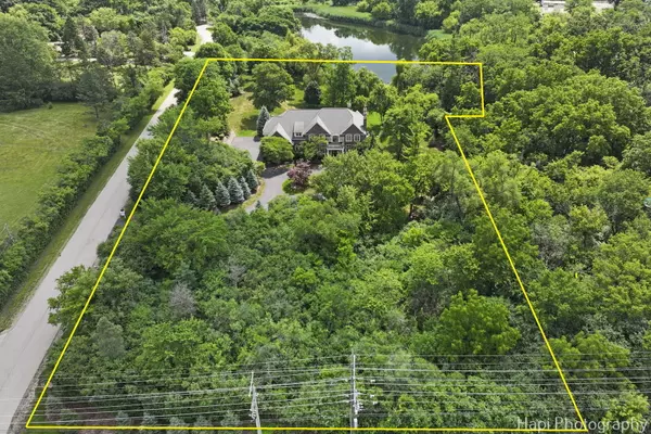 Barrington, IL 60010,25696 W Chatham RD