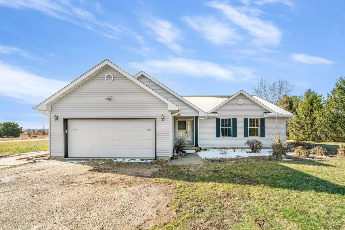 Earlville, IL 60518,1384 N 4550th. RD