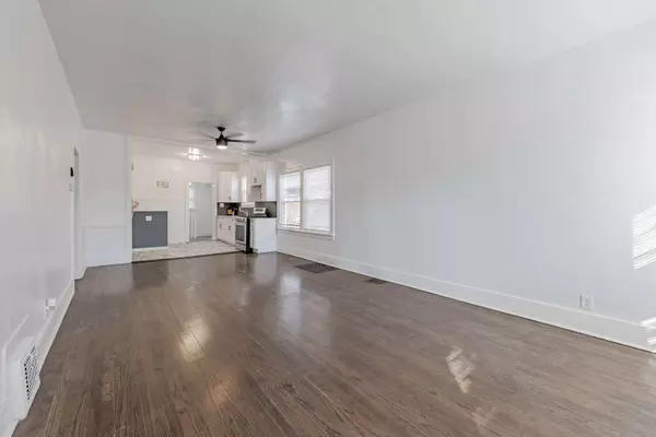 Chicago Heights, IL 60411,277 W 15th ST