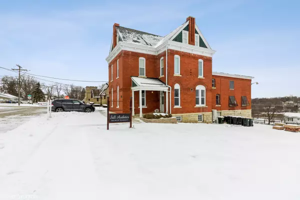 111 W Madison ST, Yorkville, IL 60560