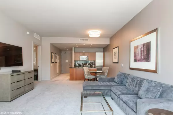 Chicago, IL 60611,401 N Wabash AVE #1936