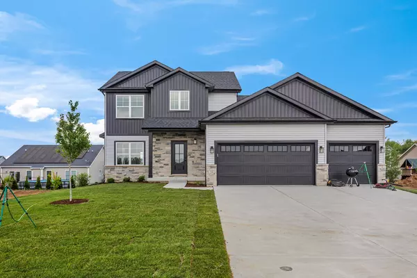 714 Isabella DR, Mahomet, IL 61853
