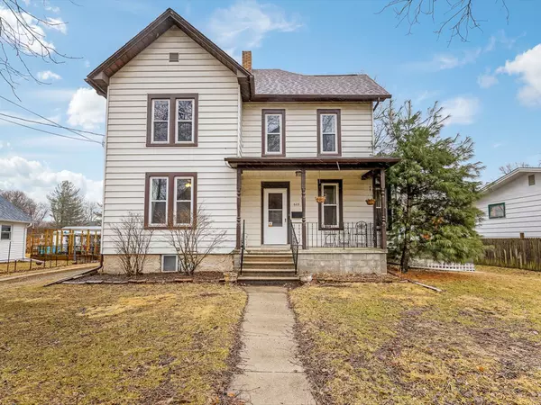 605 N 6th ST, Oregon, IL 61061