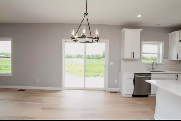 Normal, IL 61761,416 Bobwhite WAY