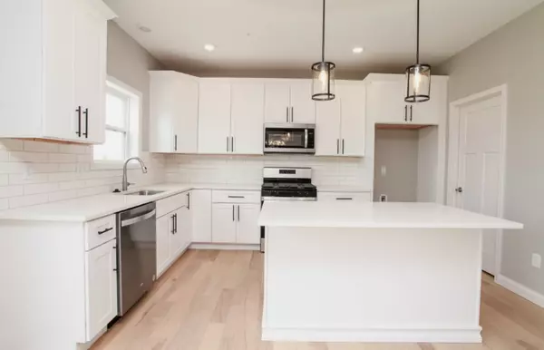 Normal, IL 61761,416 Bobwhite WAY