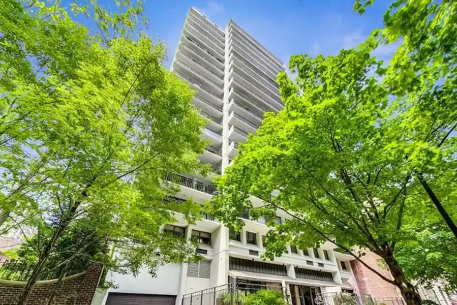 1430 N Astor ST #19C, Chicago, IL 60610
