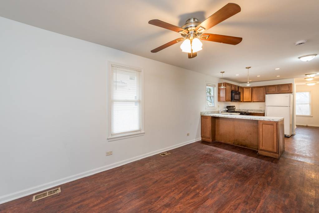 North Chicago, IL 60064,1120 Jackson ST
