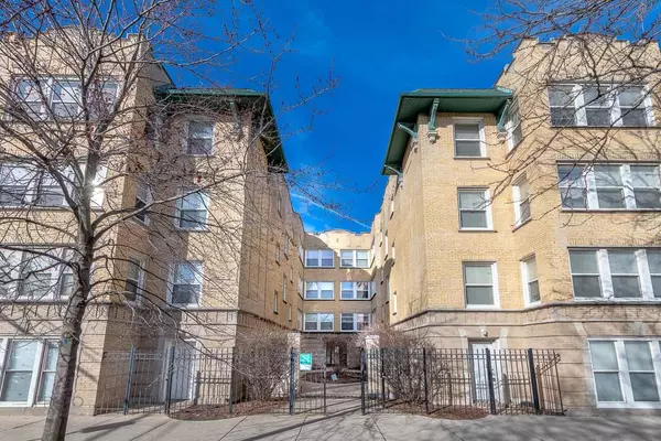 4752 N Albany AVE #3, Chicago, IL 60625