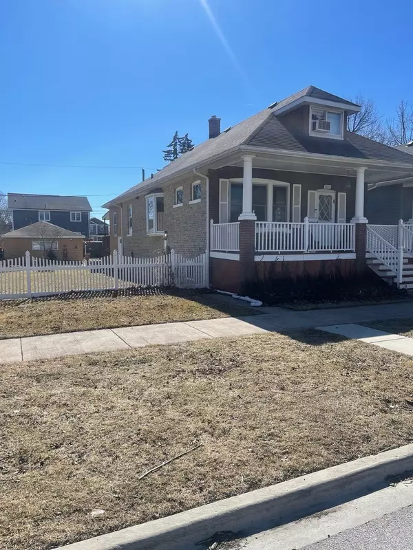 9019 Grant AVE, Brookfield, IL 60513