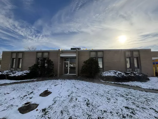 1801 Estes AVE, Elk Grove Village, IL 60007