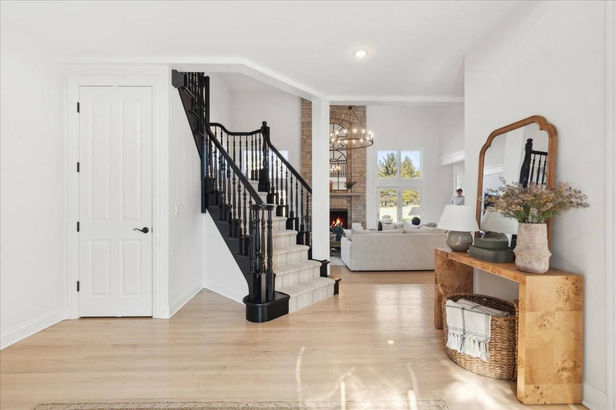 Libertyville, IL 60048,5660 Churchill LN