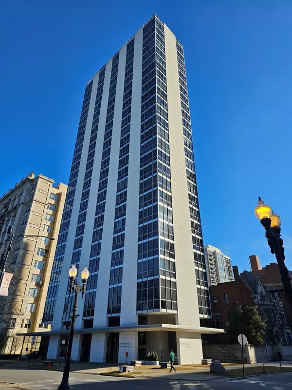 1555 N Dearborn Pkwy N #23D, Chicago, IL 60610