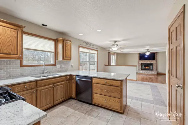 Bourbonnais, IL 60914,574 Thornberry CT