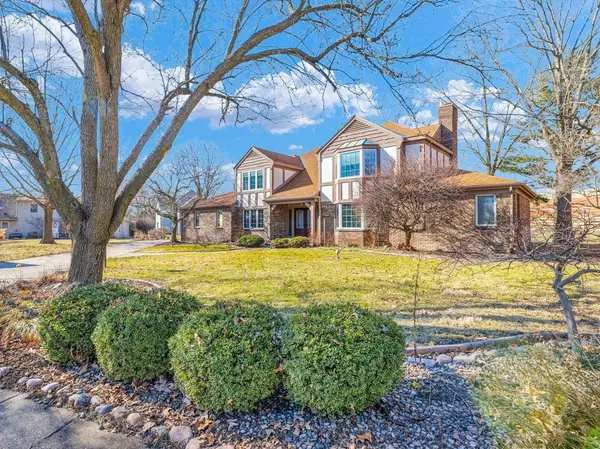 Champaign, IL 61821,1316 Broadmoor DR