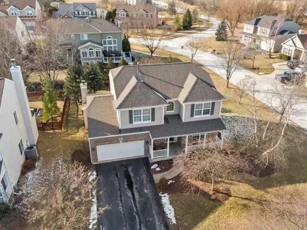Lindenhurst, IL 60046,255 Creekside CT