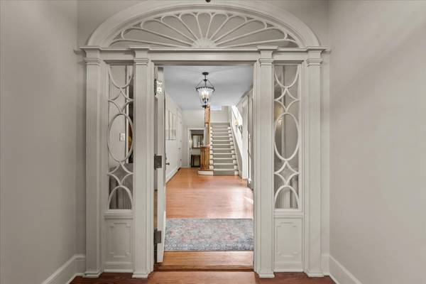 Highland Park, IL 60035,309 Central AVE