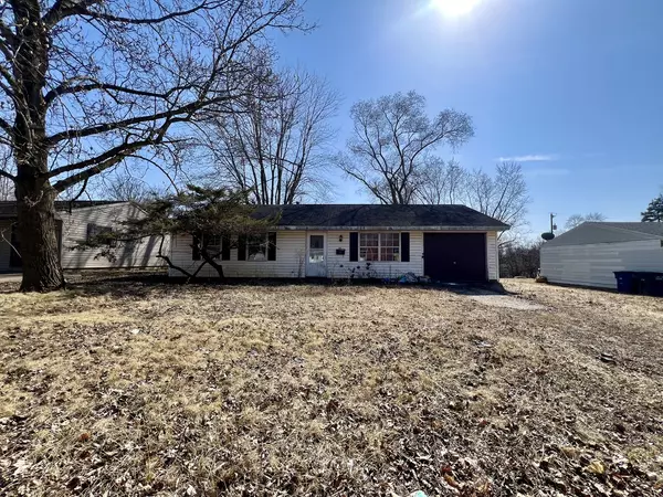 916 Sunset Ridge, Danville, IL 61832