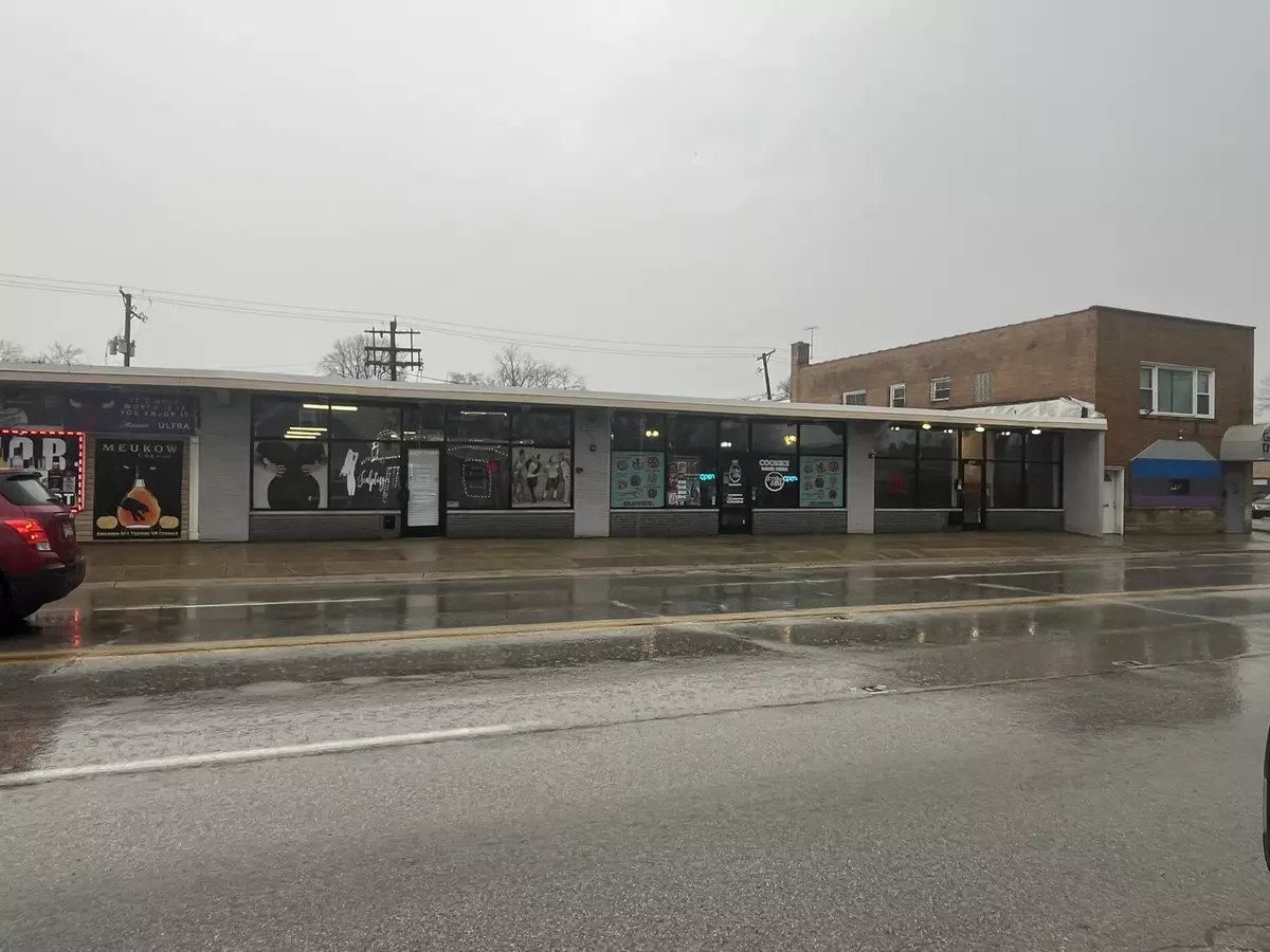 Calumet Park, IL 60827,1250 W 127th ST