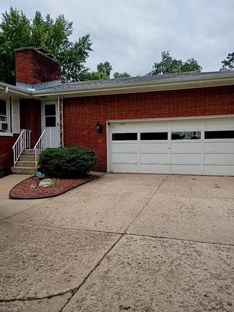 Mchenry, IL 60050,515 Country Club DR