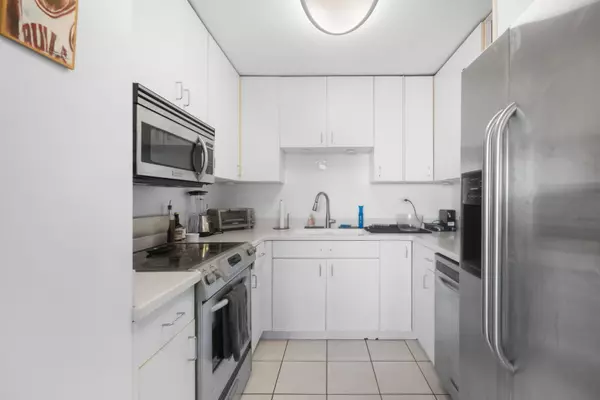 Chicago, IL 60610,21 W GOETHE ST #18A