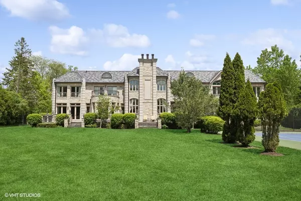 Northfield, IL 60093,1900 Winnetka AVE
