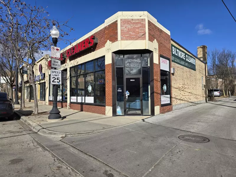 3214 W Bryn Mawr AVE, Chicago, IL 60659