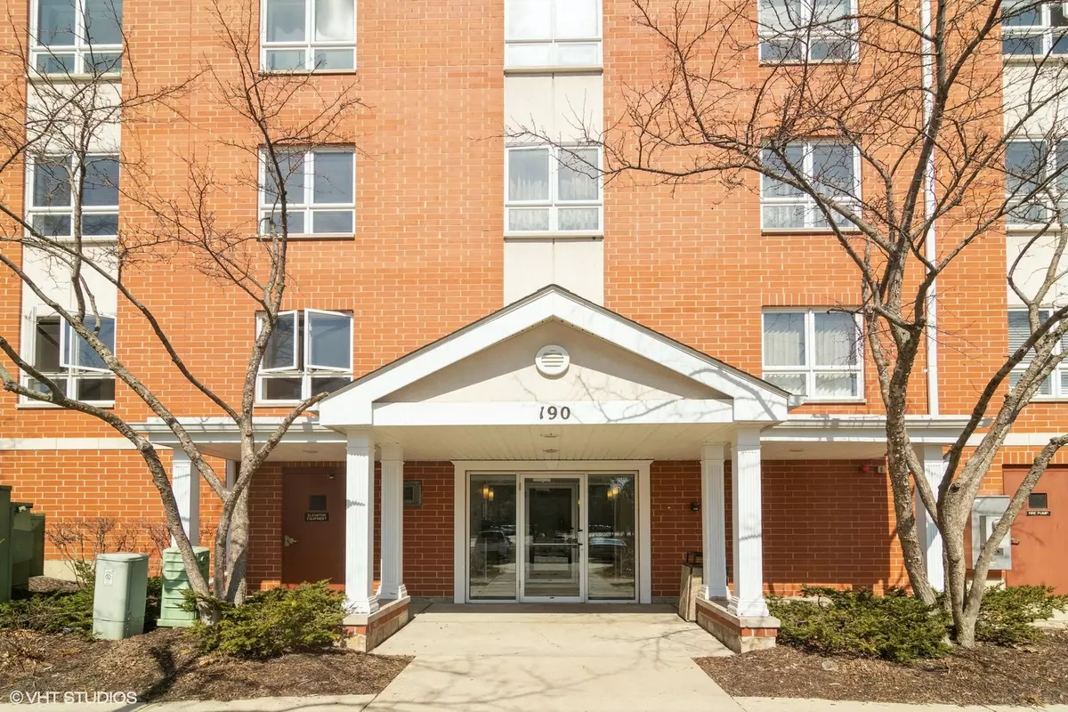Wheeling, IL 60090,190 N Milwaukee AVE #504