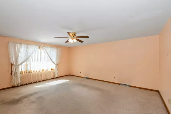 Alsip, IL 60803,4220 W 125th ST