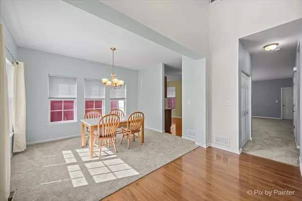 Elgin, IL 60124,292 Longview DR
