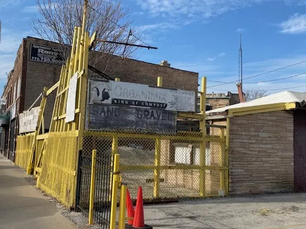 Chicago, IL 60641,4025 W Montrose AVE