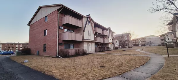 8 Echo CT #1,  Vernon Hills,  IL 60061