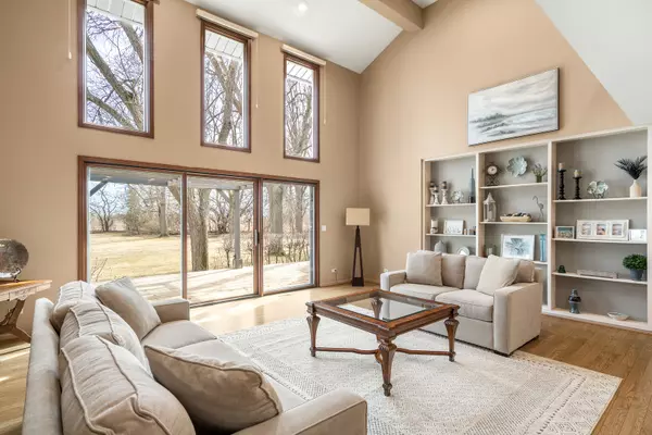 Mundelein, IL 60060,19441 W Tahoe DR
