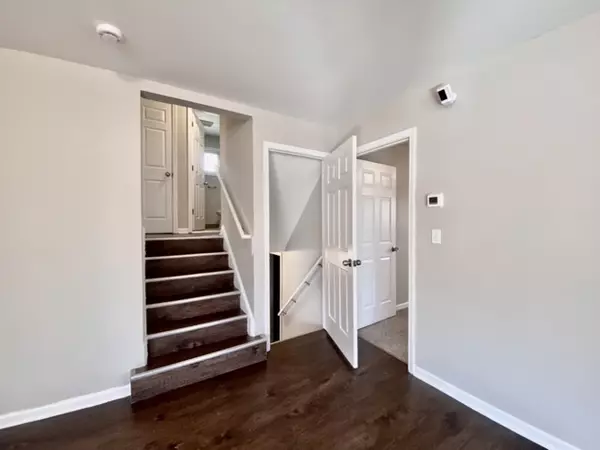 Hazel Crest, IL 60429,3114 Woodworth PL